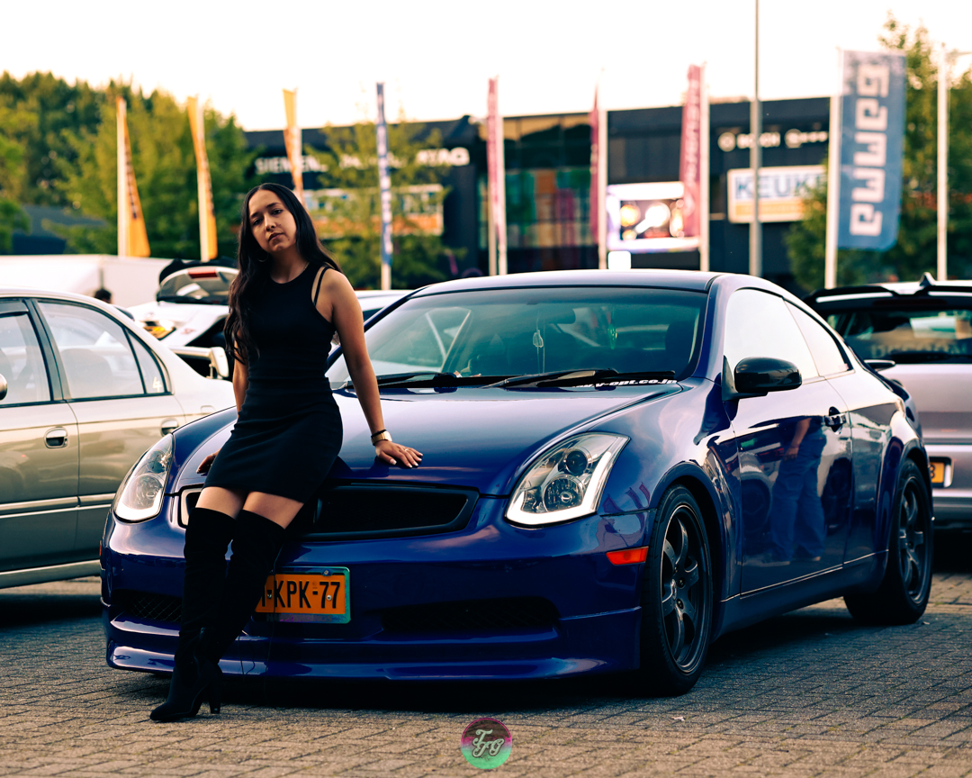2004 NISSAN SKYLINE